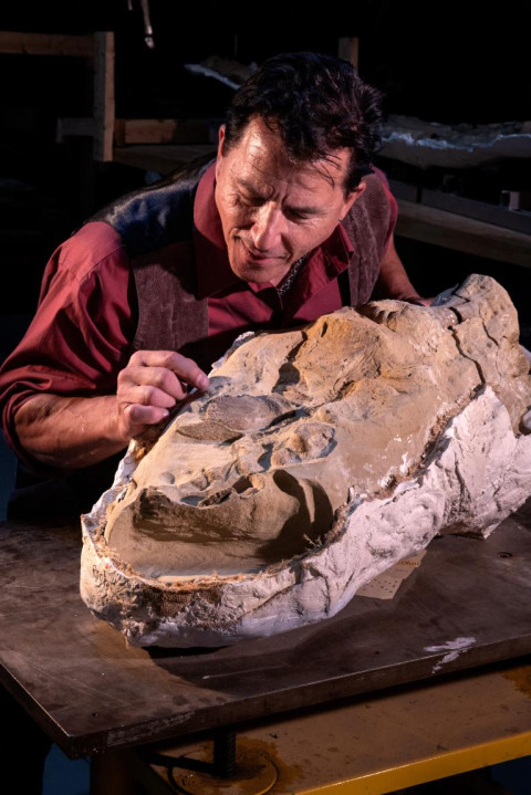 UChicago paleontologist Paul Sereno