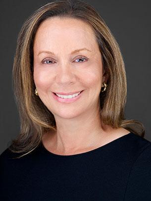 Lara Druyan, AB’89